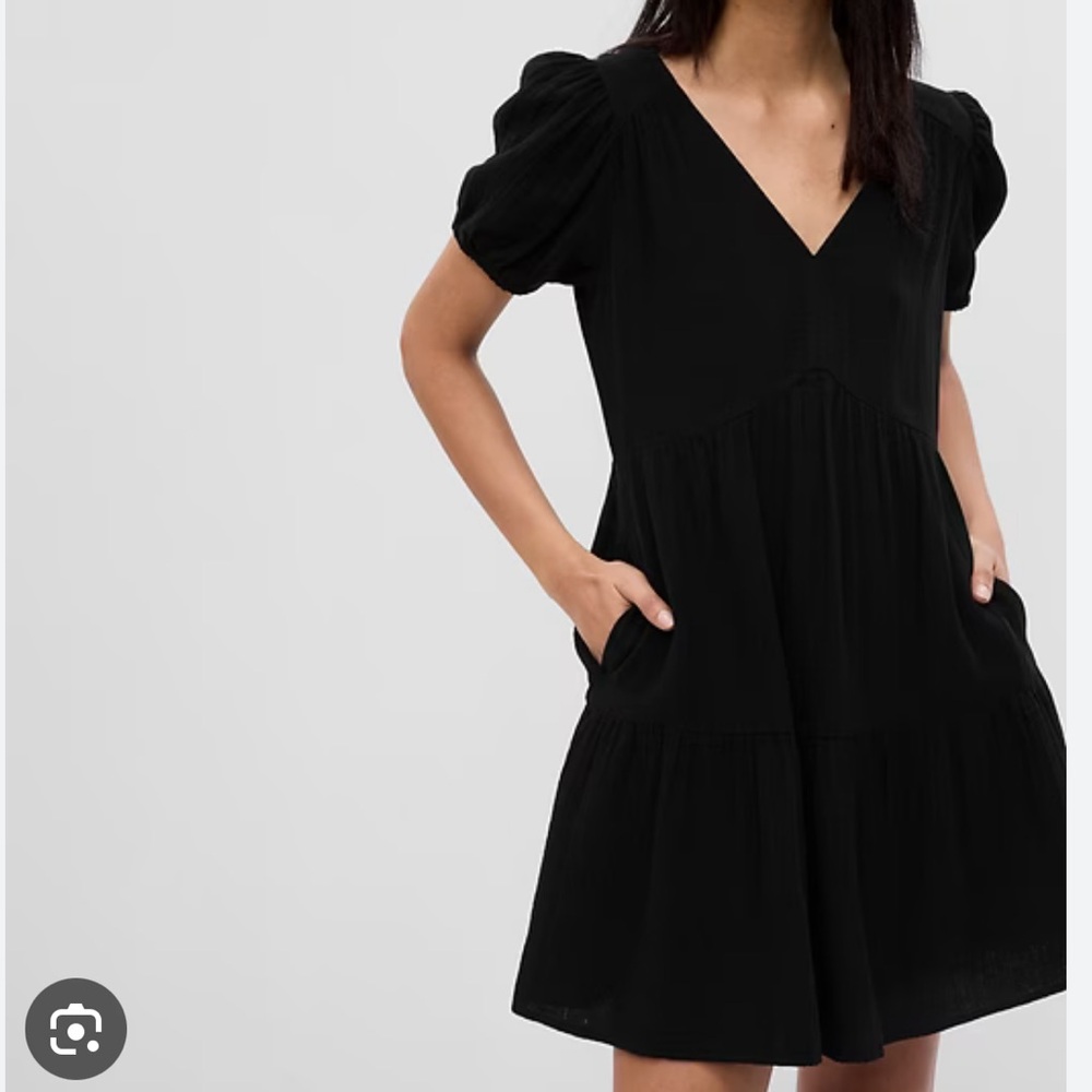 GAP Black Puff Sleeve crinkle gauze Dress